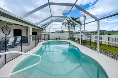 816 SW 28th Ter, Cape Coral, FL 33914 - Photo 51