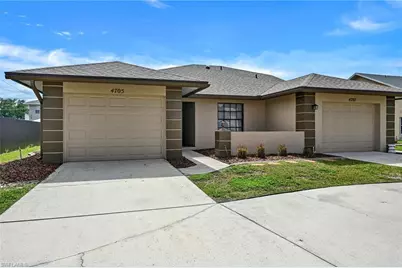 4707 SW 8th Pl, Cape Coral, FL 33914 - Photo 3