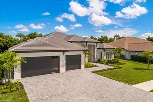 14318 Charthouse Cir, Naples, FL 34114 - Photo 3