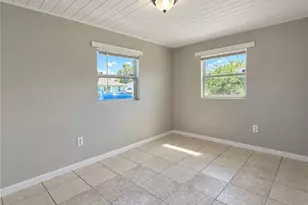 3236 Dora St, Fort Myers, FL 33916 - Photo 9