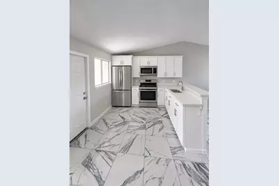 4542 25th St SW, Lehigh Acres, FL 33973 - Photo 5