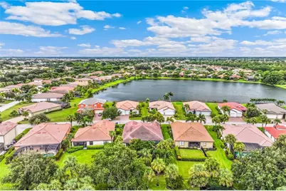 12644 Astor Pl, Fort Myers, FL 33913 - Photo 31