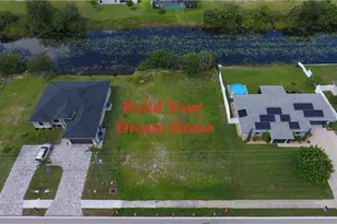 707 Gleason Pkwy, Cape Coral, FL 33914 - Photo 1