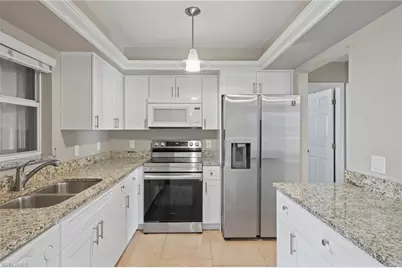 206 SE 1st Pl, Cape Coral, FL 33990 - Photo 5