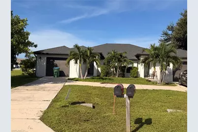 546 SE 5th Pl, Cape Coral, FL 33990 - Photo 1