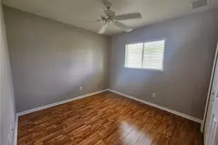 1036 SE 11th St, Cape Coral, FL 33990 - Photo 9