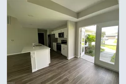2821 NW 6th Pl, Cape Coral, FL 33993 - Photo 7