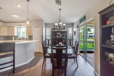 18110 Parkridge Ct, Fort Myers, FL 33908 - Photo 9