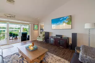 18110 Parkridge Ct, Fort Myers, FL 33908 - Photo 13