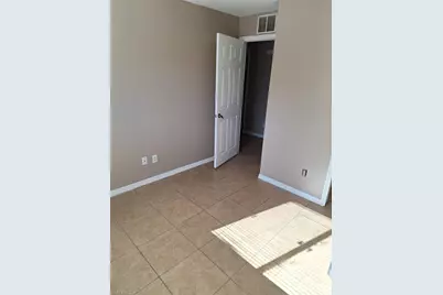 917/919 Chenault St, Lehigh Acres, FL 33974 - Photo 3
