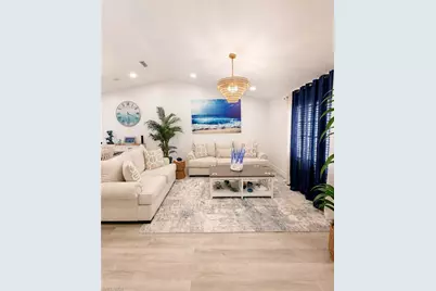 902 SE 21st St, Cape Coral, FL 33990 - Photo 3