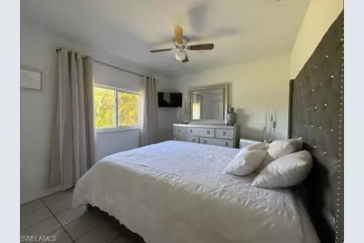 217 SW 13th Ter, Cape Coral, FL 33991 - Photo 7