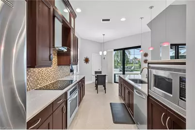 28502 Highgate Dr, Bonita Springs, FL 34135 - Photo 11