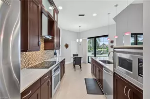 28502 Highgate Dr, Bonita Springs, FL 34135 - Photo 11