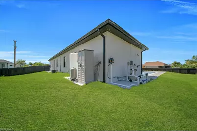 2421 Santa Barbara Blvd N, Cape Coral, FL 33993 - Photo 39