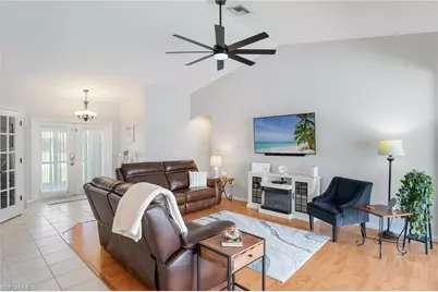 2202 SW 26th St, Cape Coral, FL 33914 - Photo 7