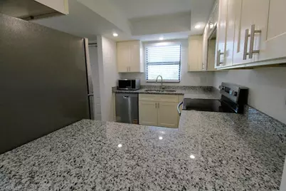 16341 Dublin Cir #101, Fort Myers, FL 33908 - Photo 7