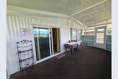 613 Friendly Pl, North Fort Myers, FL 33917 - Photo 29