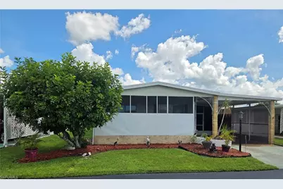 613 Friendly Pl, North Fort Myers, FL 33917 - Photo 1