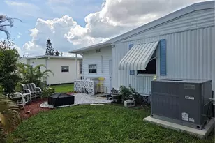 613 Friendly Pl, North Fort Myers, FL 33917 - Photo 31