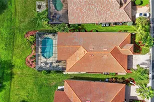 12148 Country Day Cir, Fort Myers, FL 33913 - Photo 25