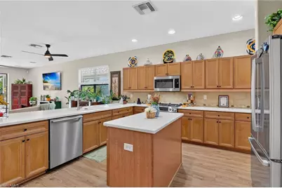 12148 Country Day Cir, Fort Myers, FL 33913 - Photo 7