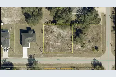 3105 E 18th St, Lehigh Acres, FL 33972 - Photo 1