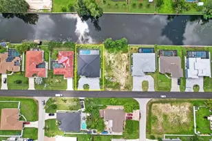 136 SW 28th St, Cape Coral, FL 33914 - Photo 3