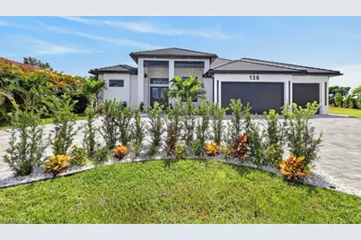 136 SW 28th St, Cape Coral, FL 33914 - Photo 11