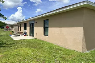 826 Gleason Pkwy, Cape Coral, FL 33914 - Photo 25