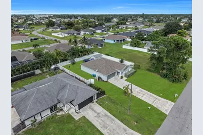 1925 NE 33rd Ln, Cape Coral, FL 33909 - Photo 37