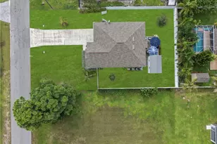 1925 NE 33rd Ln, Cape Coral, FL 33909 - Photo 43