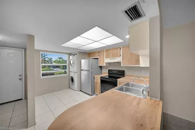 839 SW 48th Ter #108, Cape Coral, FL 33914 - Photo 5