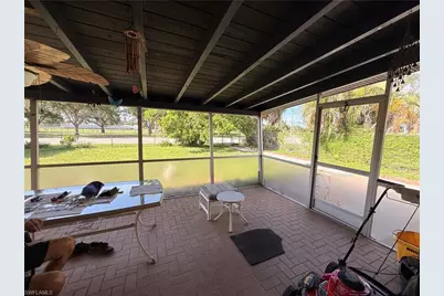 1379 Golf Dr, Fort Myers, FL 33919 - Photo 3