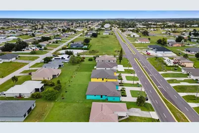 2034 Andalusia Blvd, Cape Coral, FL 33909 - Photo 35