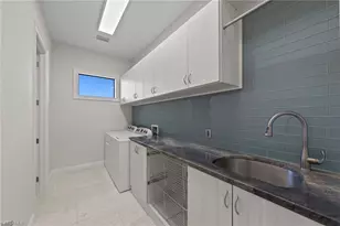 2939 SW 28th Ln, Cape Coral, FL 33914 - Photo 29