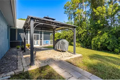 812 McArthur Ave, Lehigh Acres, FL 33936 - Photo 37