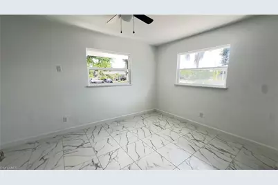 1119 Vineyard Pl, Lehigh Acres, FL 33936 - Photo 7