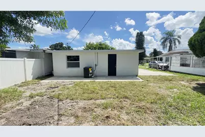 1119 Vineyard Pl, Lehigh Acres, FL 33936 - Photo 11