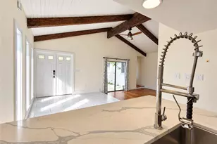 4272 Island Cir, Fort Myers, FL 33919 - Photo 11