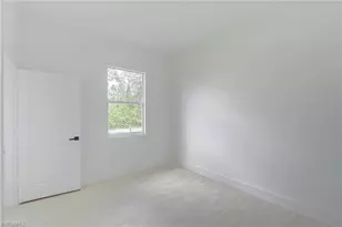 940 Lakeside Dr, Lehigh Acres, FL 33974 - Photo 9