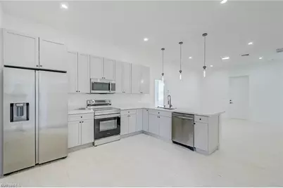 940 Lakeside Dr, Lehigh Acres, FL 33974 - Photo 3