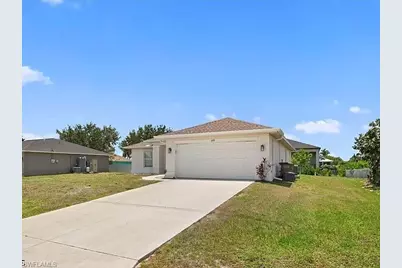 202 NW 25th Pl, Cape Coral, FL 33993 - Photo 9