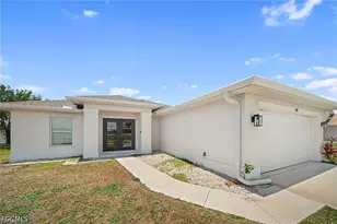 202 NW 25th Pl, Cape Coral, FL 33993 - Photo 1