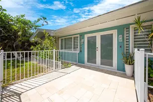 5885 Pine Tree Dr, Sanibel, FL 33957 - Photo 11