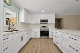 5885 Pine Tree Dr, Sanibel, FL 33957 - Photo 19