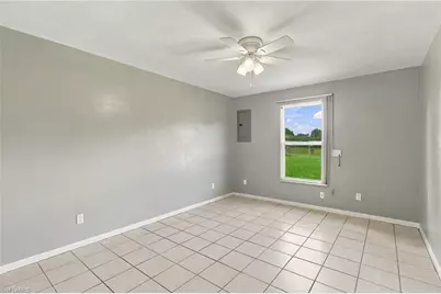 7 Dutch Iris Ln, Lehigh Acres, FL 33936 - Photo 19