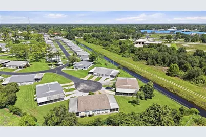 7 Dutch Iris Ln, Lehigh Acres, FL 33936 - Photo 7