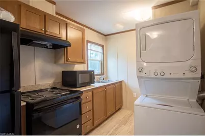 7905 Bogart Dr, North Fort Myers, FL 33917 - Photo 5