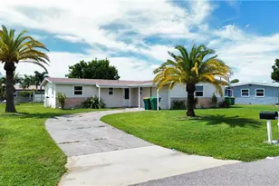 160 Francis Dr NE, Port Charlotte, FL 33952 - Photo 5
